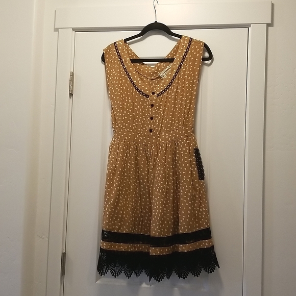 Retro Dress - Picture 1 of 5